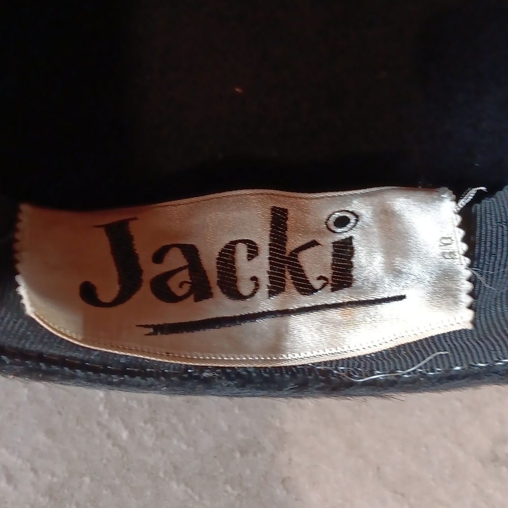 Vintage ladies black fur hat made in Italy - Picture 4 of 5